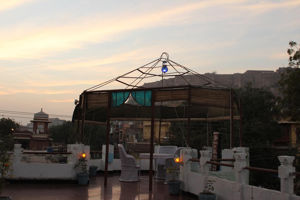 Bed And Breakfast Clock Tower Haveli Jodhpur  Buitenkant foto
